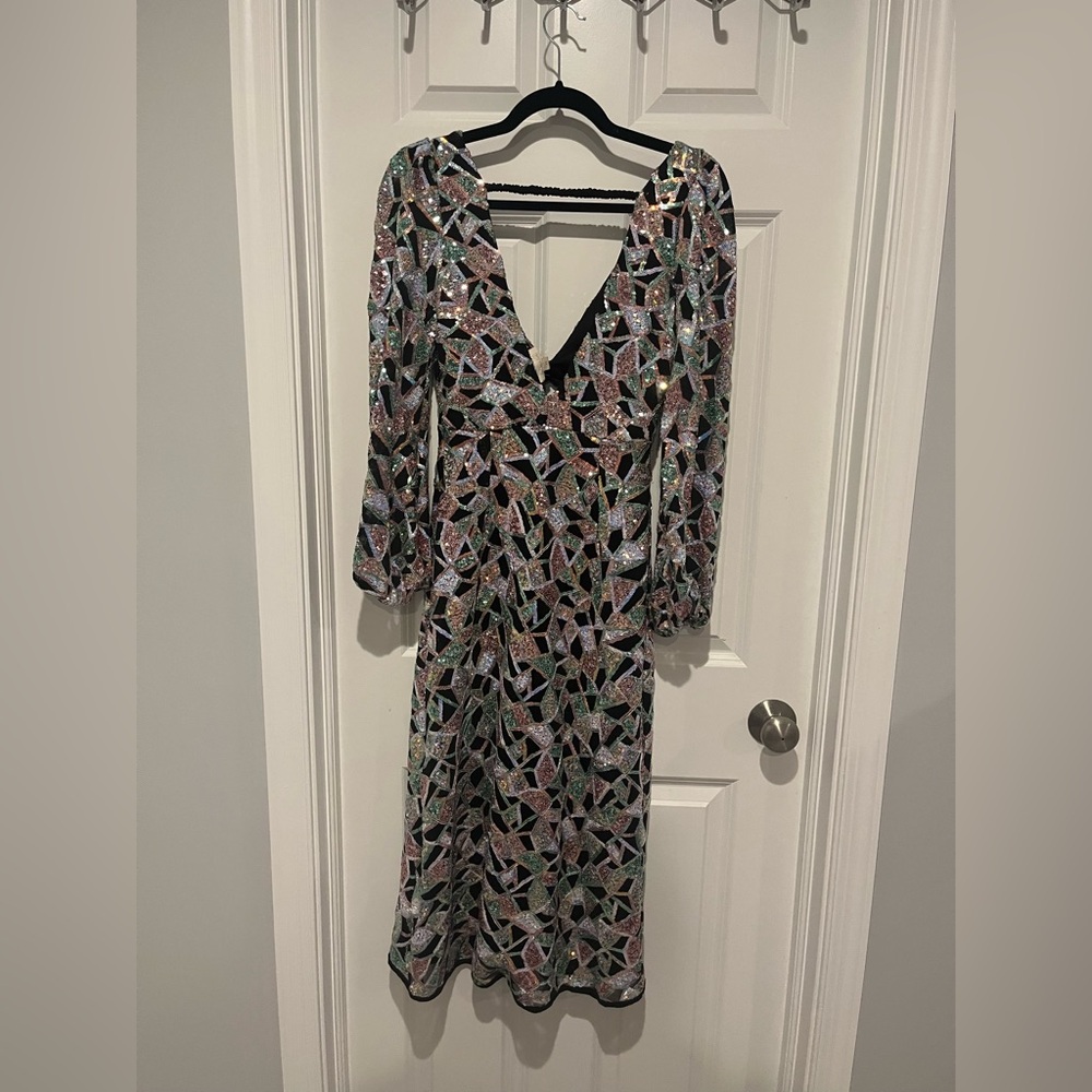 Elegant Long Sleeve Sequin Mosaic Dress - Picture 5 of 5